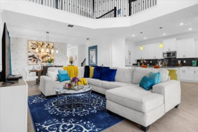 Unique House with 5 bedrooms pool gameroom